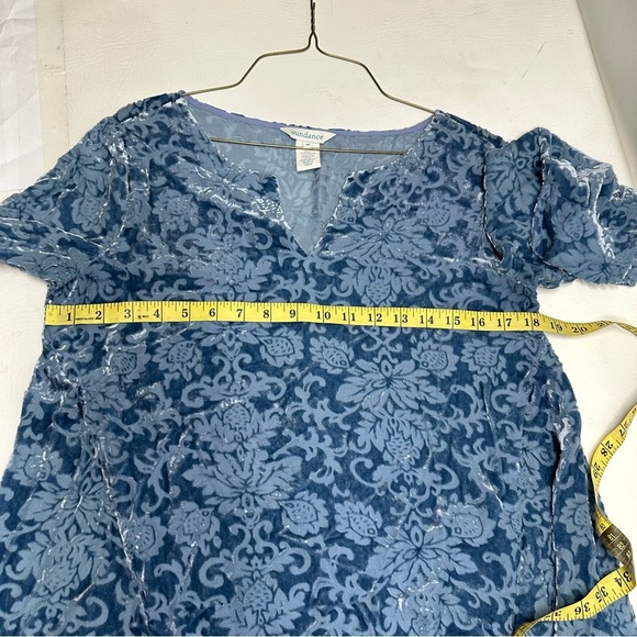 Sundance Regal Blue Floral Velvet Burnout  Top Size M - Picture 5 of 8